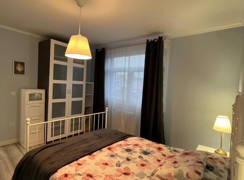 Apartamento Turistico Plaza III モンフォルテ・デ・レモス エクステリア 写真